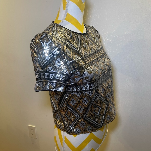 Sequin Top - Picture 2 of 2